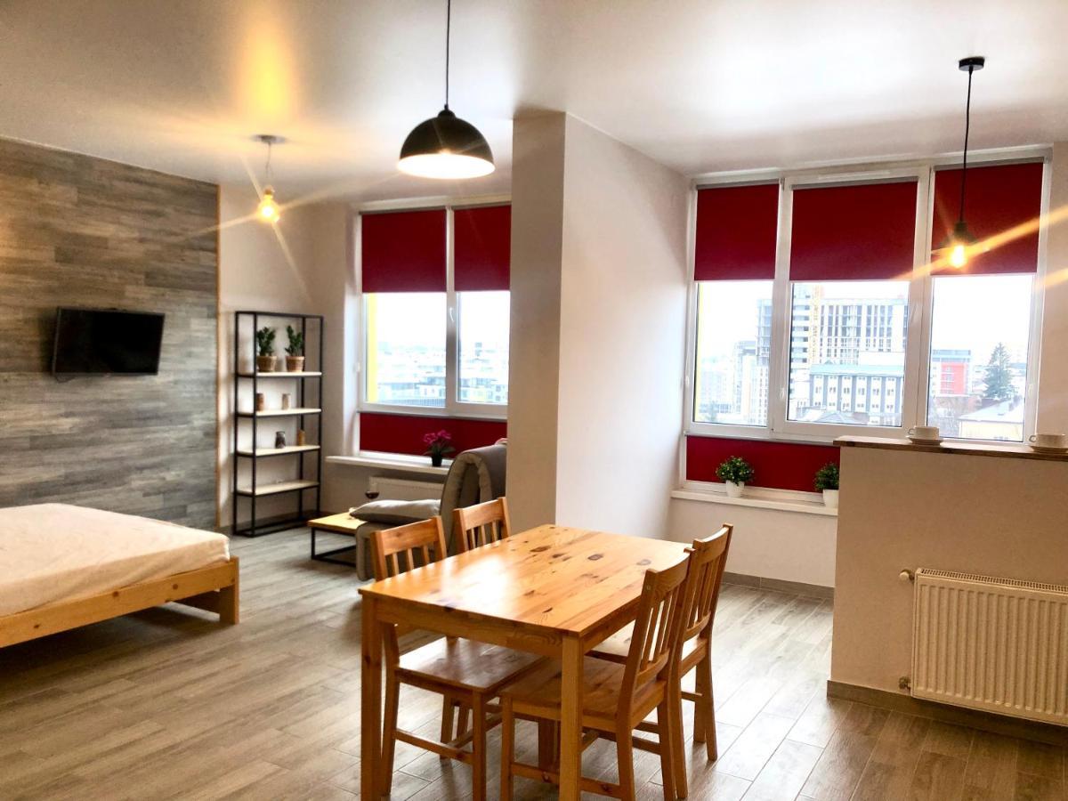 Osapart Beautiful Apartment In A Complex Semycvit Лвив Екстериор снимка