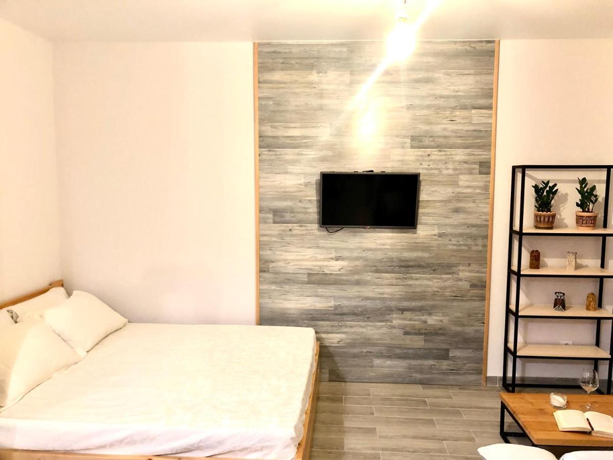 Osapart Beautiful Apartment In A Complex Semycvit Лвив Екстериор снимка