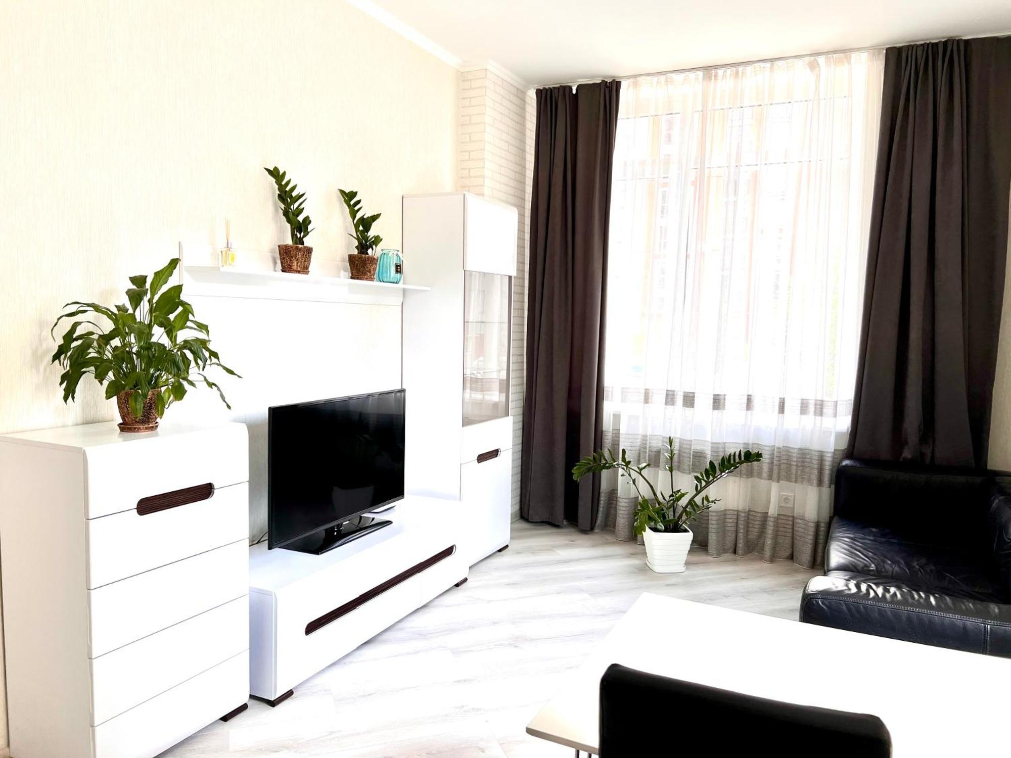 Osapart Beautiful Apartment In A Complex Semycvit Лвив Екстериор снимка