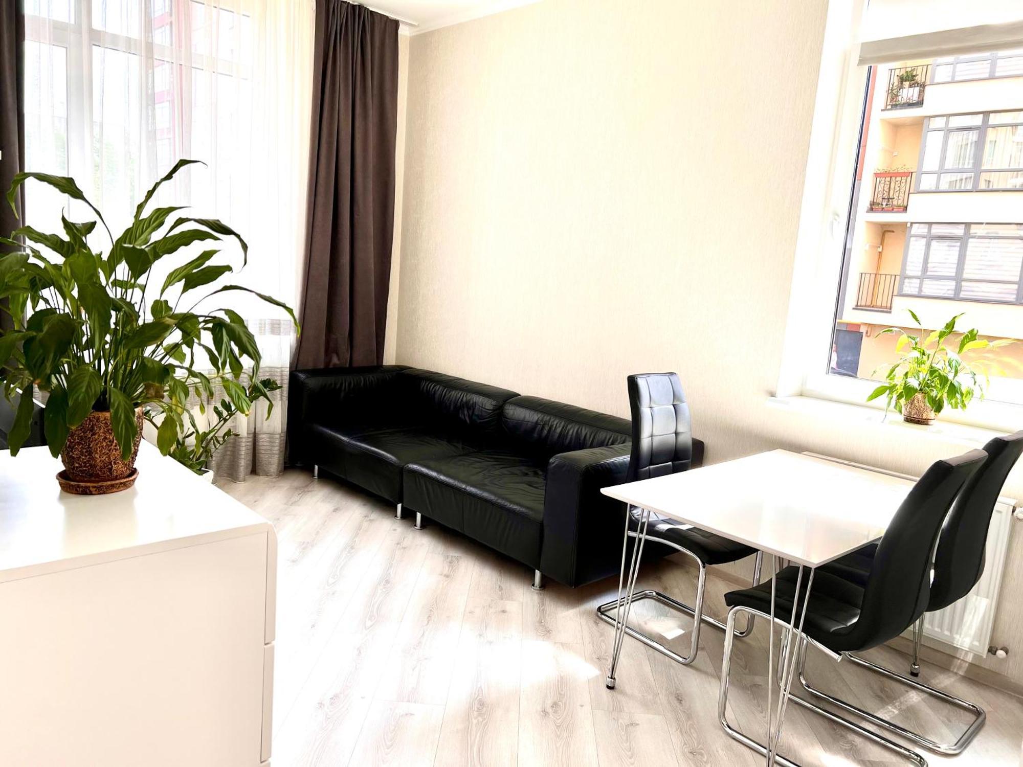 Osapart Beautiful Apartment In A Complex Semycvit Лвив Екстериор снимка