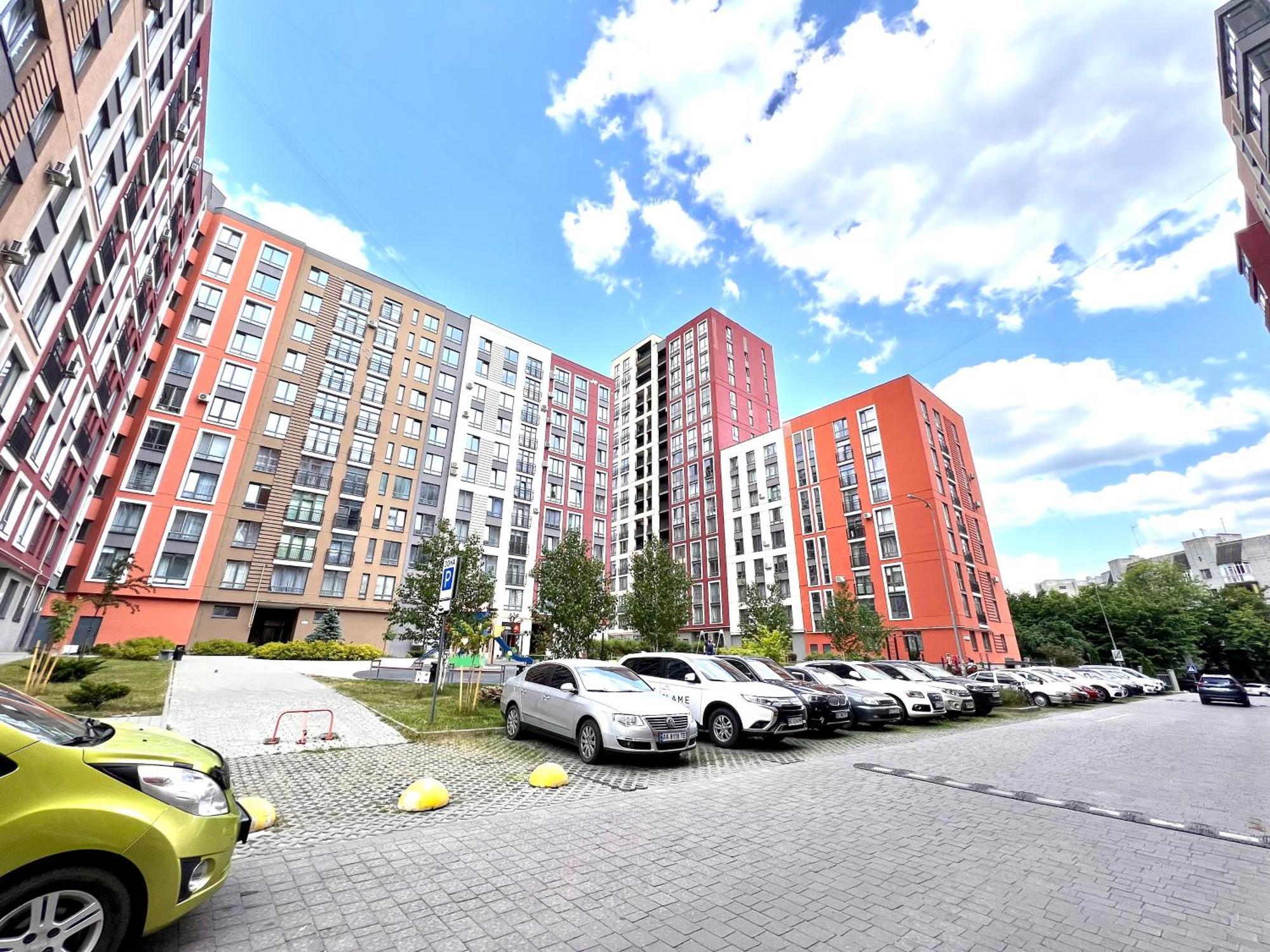 Osapart Beautiful Apartment In A Complex Semycvit Лвив Екстериор снимка