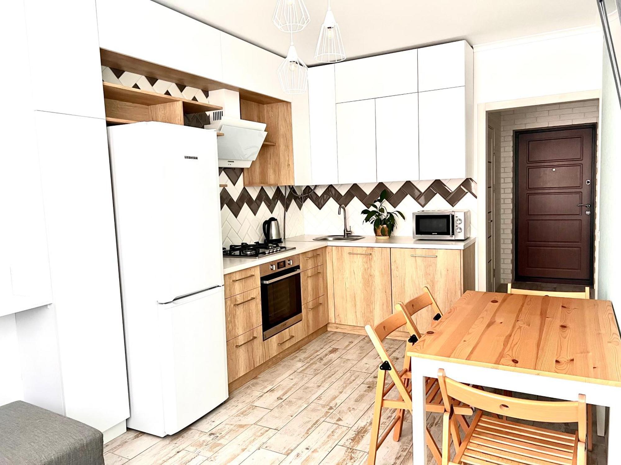 Osapart Beautiful Apartment In A Complex Semycvit Лвив Екстериор снимка