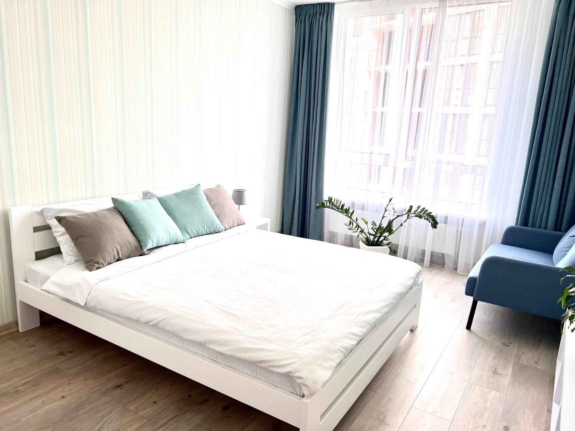 Osapart Beautiful Apartment In A Complex Semycvit Лвив Екстериор снимка